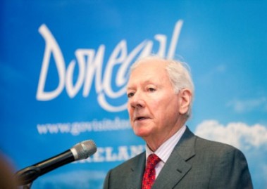 Gay Byrne at launch 379 x 269 